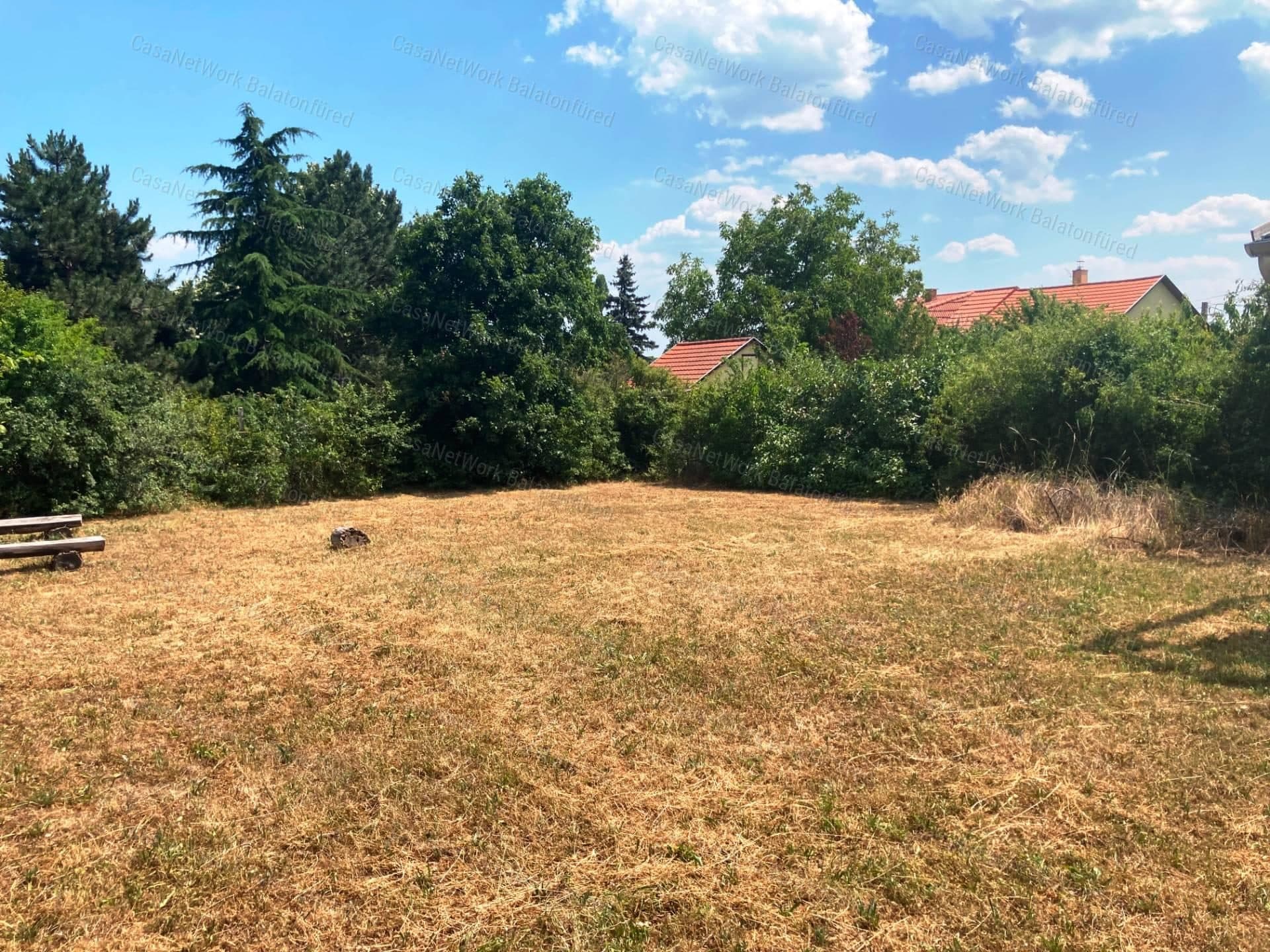 Baugrundstück in Zánka
